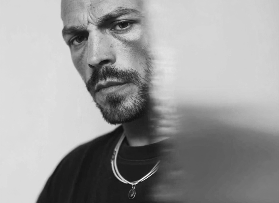 Giuseppe Fioretti: Artist, Designer & Creative Director – Fusing Art and Design into One Voice